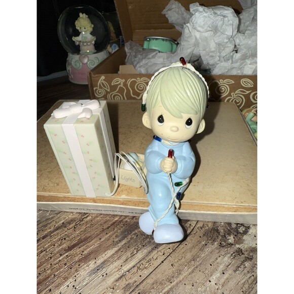 VTG. Precious Moments Christmas Ornament Decor Snow globe 80’-06 Rare Collection - Picture 8 of 16